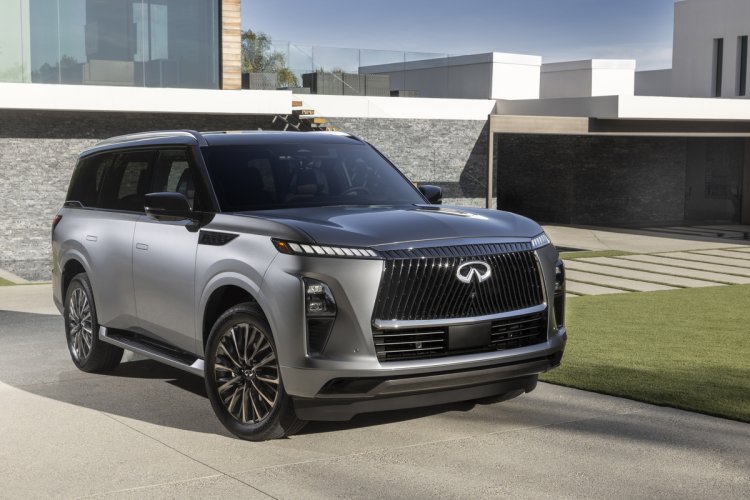 2025 Infiniti Qx80 Front Quarter