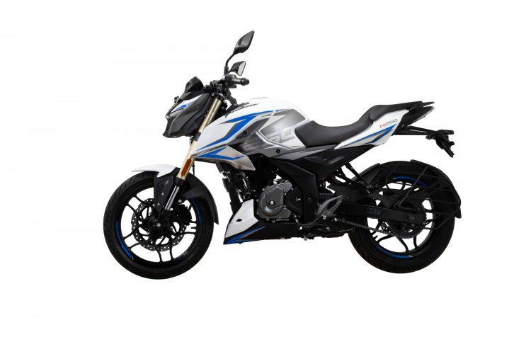 Bajaj Pulsar N250 White Left Side