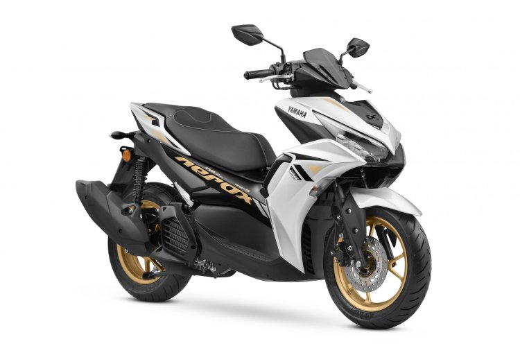 Yamaha Aerox 155 Version S Silver