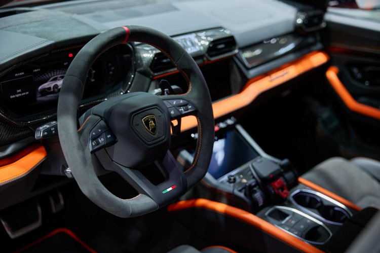 Lamborghini Urus Se Interior