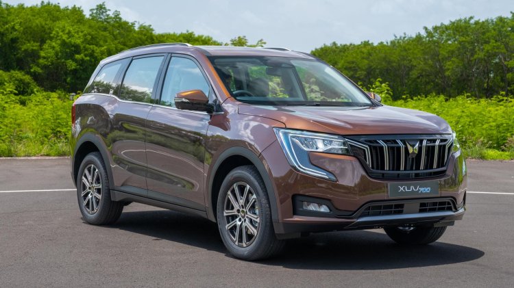 Mahindra XUV700 Achieves 2 lakh Production Milestone, Gets New Colours