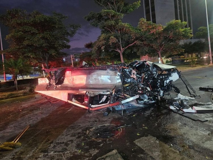 Tesla Cybertruck Crash In Mexico