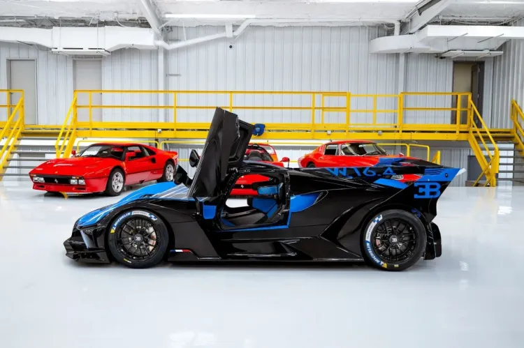 Bugatti Bolide Left Side