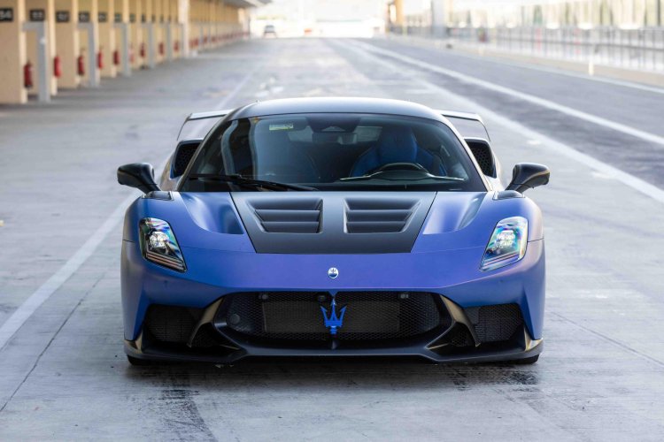 Maserati Gt2 Stradale Front