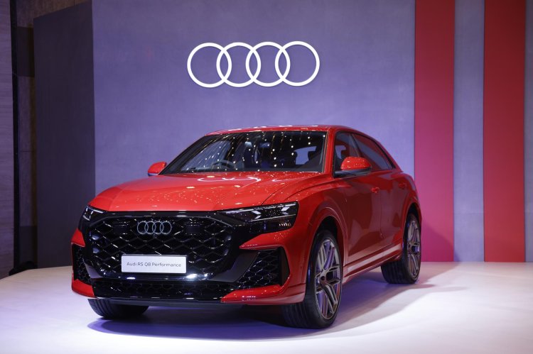 Audi Rs Q8 Performance Front Quarter