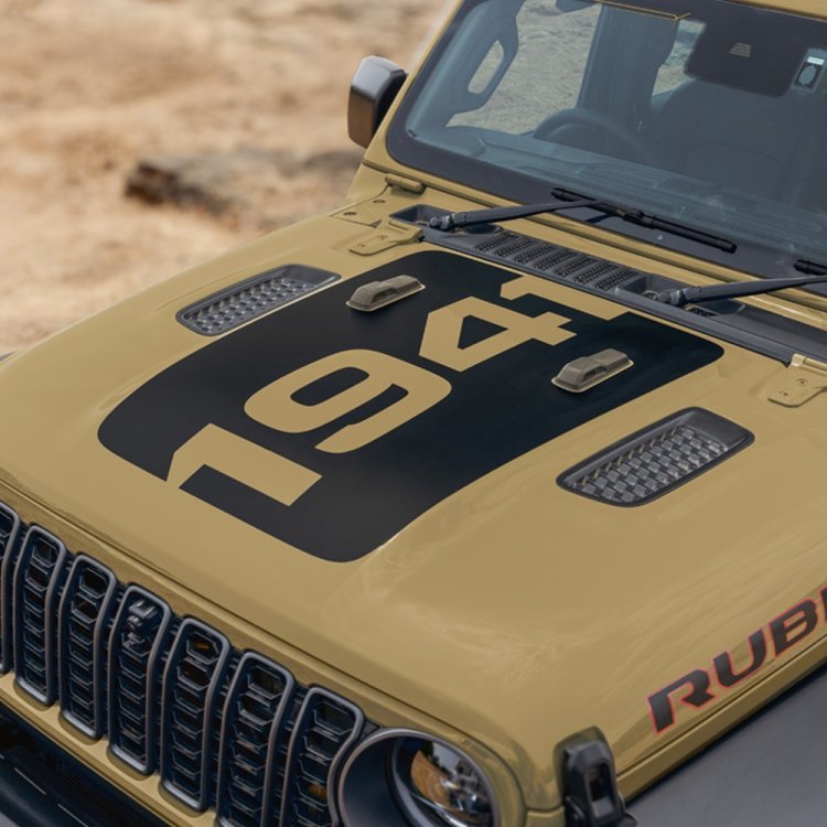 Jeep Wrangler Willys 41 Special Edition India Hood