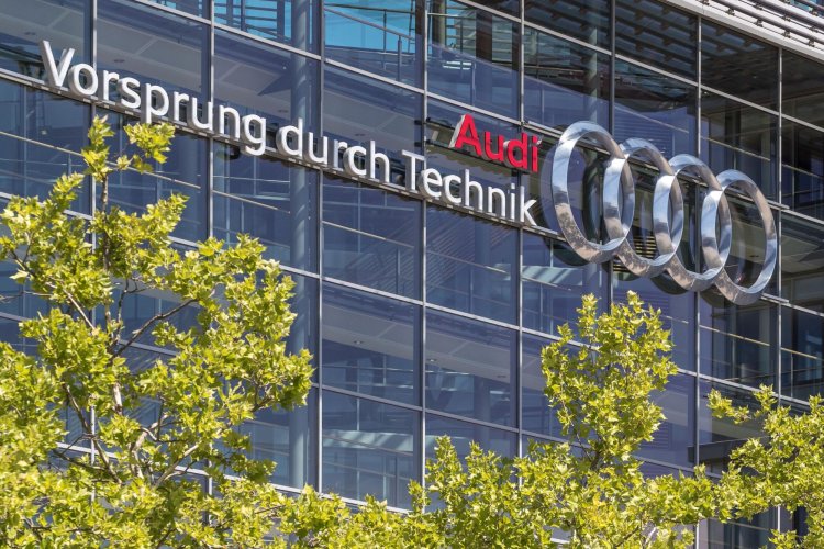 “Audi” istifadə olunmuş avtomobillərlə bağlı fırıldaqçılıq barədə xəbərdarlıq etdi
