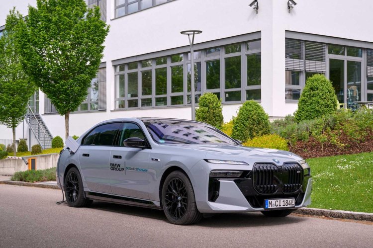 Bmw I7 With Solid State Battery Testing