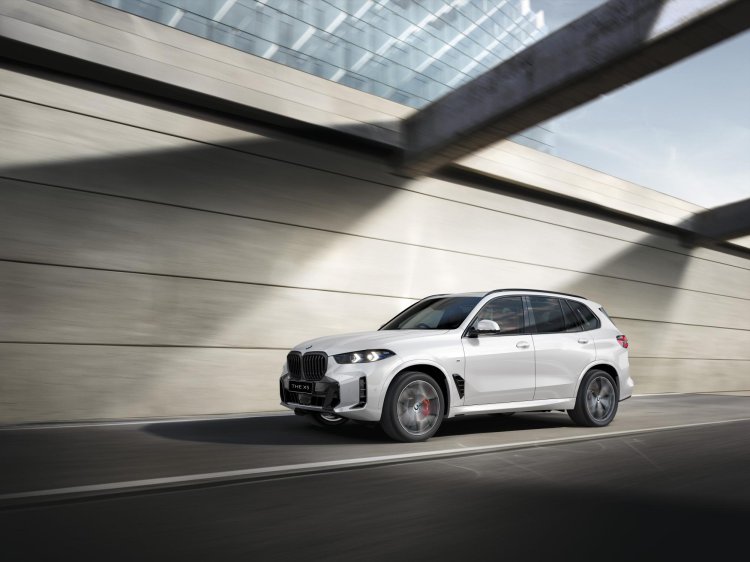 Neue BMW X5 -Variablen wurden in Indien mit Benzin- und Dieseloptionen eingeführt