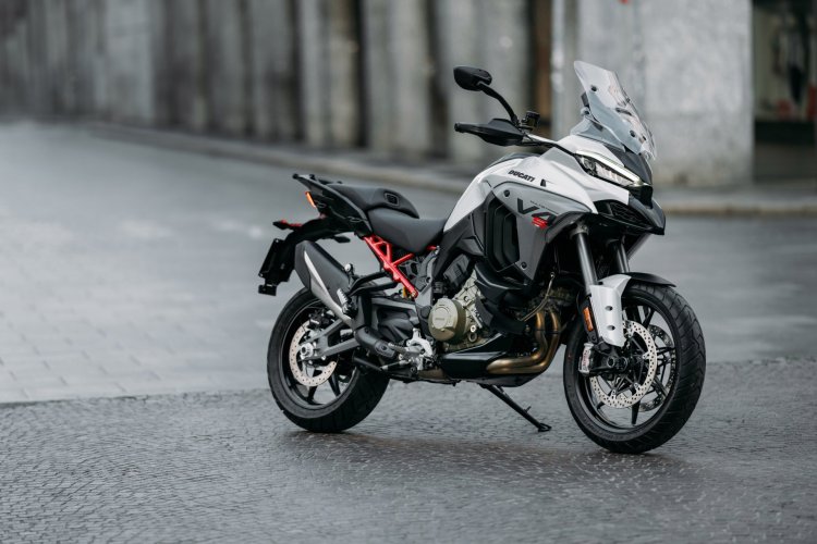 2025 Ducati Multistrada V4 Debuts With More Tech C