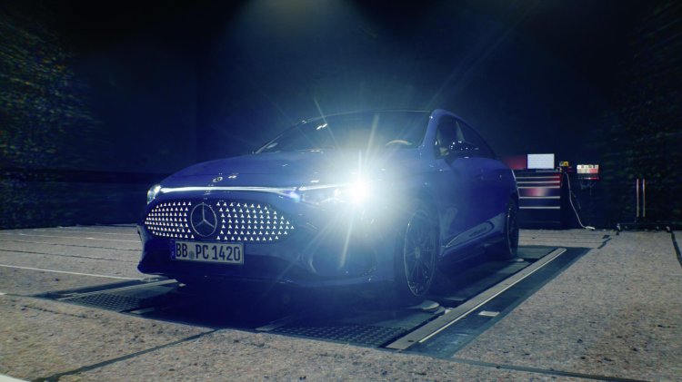 Mercedes Benz Opens Massive Advanced Light Testing