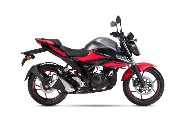 Suzuki Gixxer In Metallic Oort Gray Pearl Mira Red