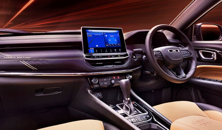 Jeep Compass Track Edition Dash