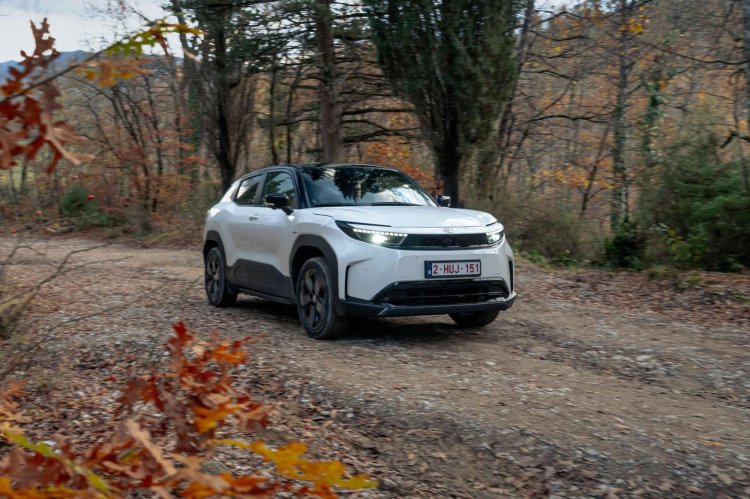 Toyota Urban Cruiser 2026 Scaled