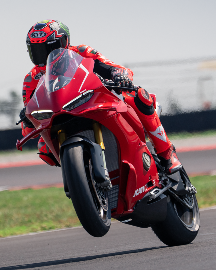 Ducati Panigale V4 R Wheelie