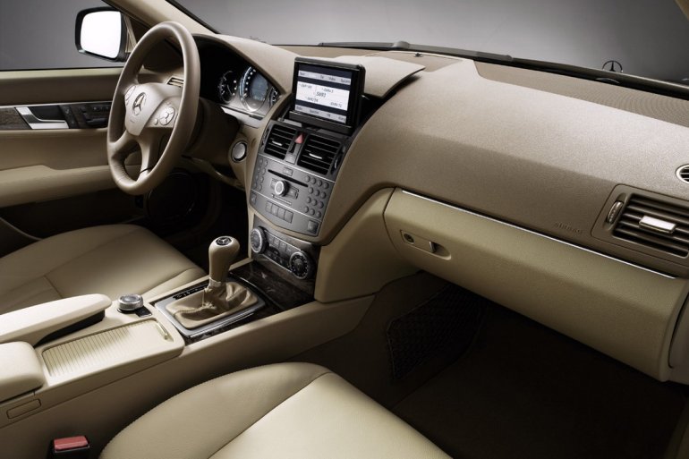 Mercedes Benz C-Class Dashboard