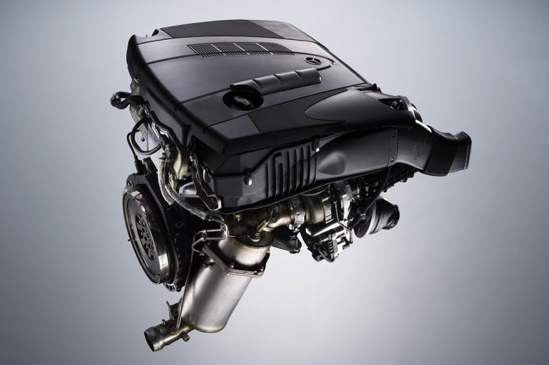 Mercedes Benz C-Class Engine