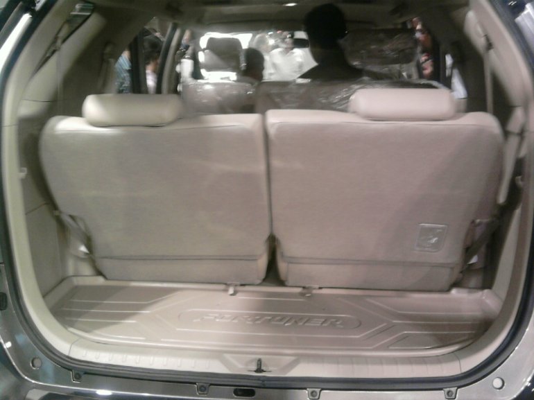 Toyota_Fortuner_India - 11