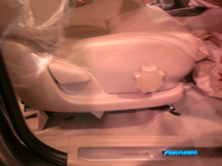 Toyota_Fortuner_India - 18