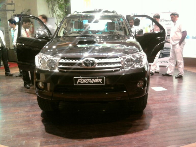 Toyota_Fortuner_India - 25