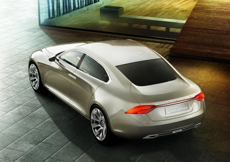Volvo Concept Universe-8