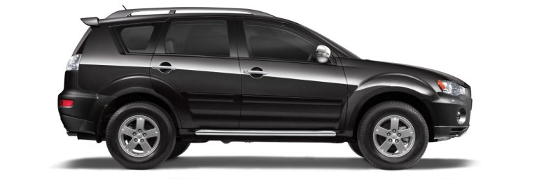 Mitsubishi Outlander Chrome Edition side