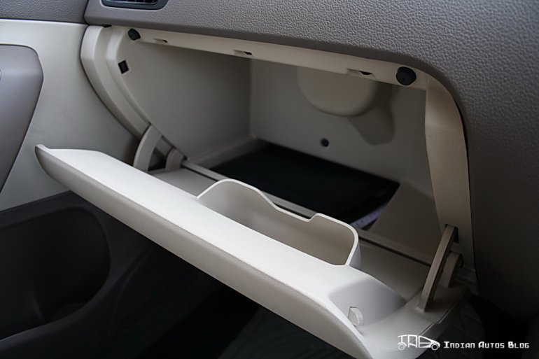 Skoda Rapid glovebox