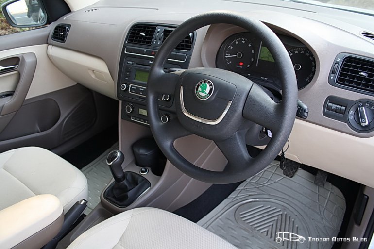 Skoda Rapid interiors