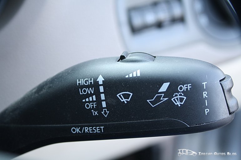 Skoda Rapid wiper stalk