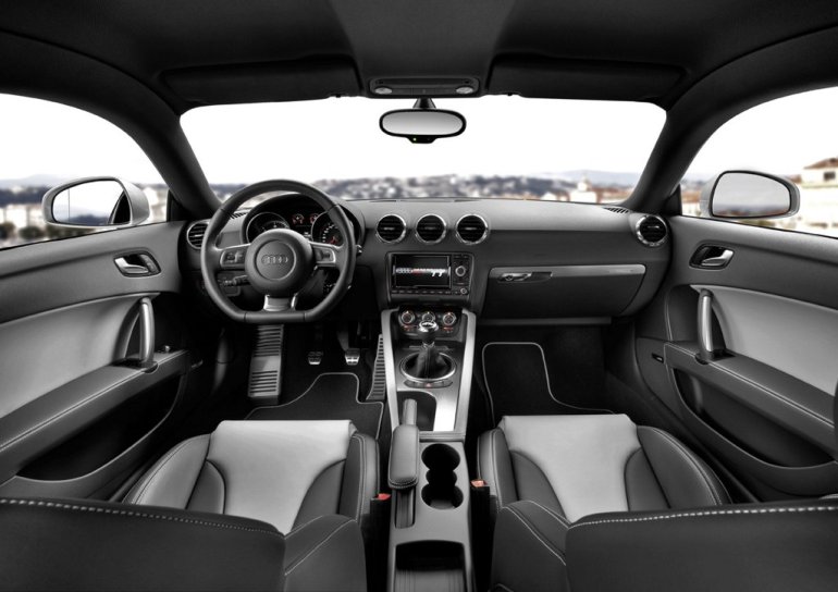 Audi TT official image dashboard