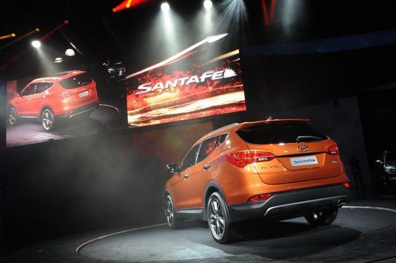 2013 Hyundai Santa Fe rear