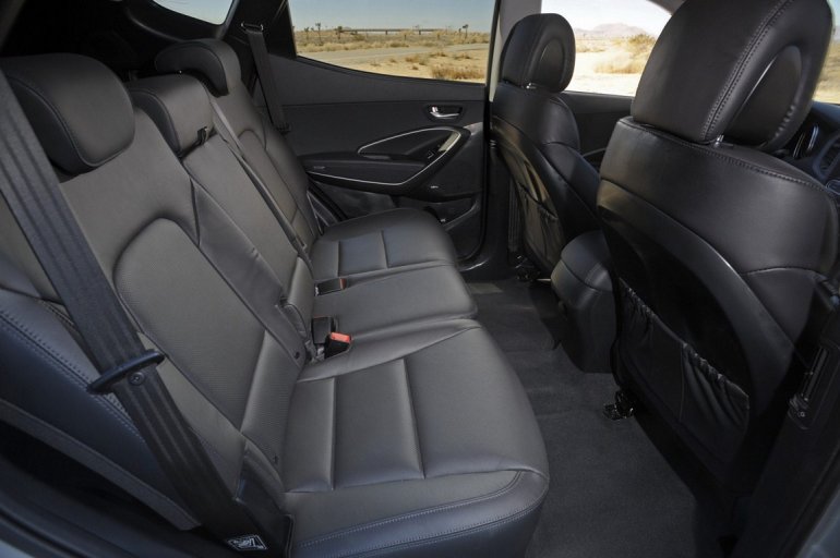2013 Hyundai Santa Fe Sport rear seat