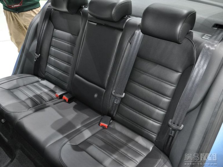 VW Lavida rear seat