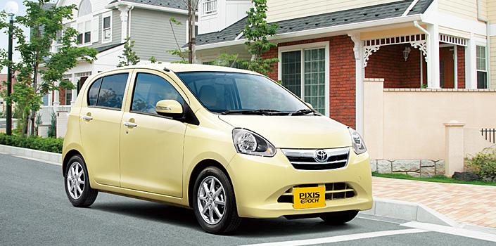 Toyota Pixis Epoch front three quarters
