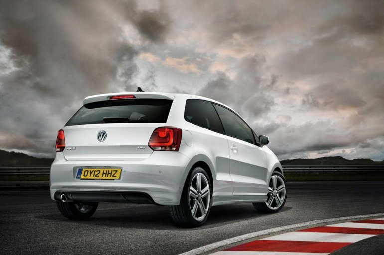 VW Polo R-Line rear three quarters