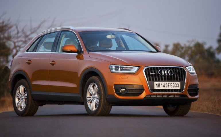 Audi Q3 orange shade