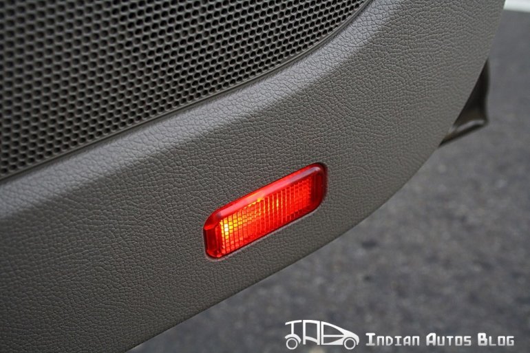 Skoda Yeti puddle lamps