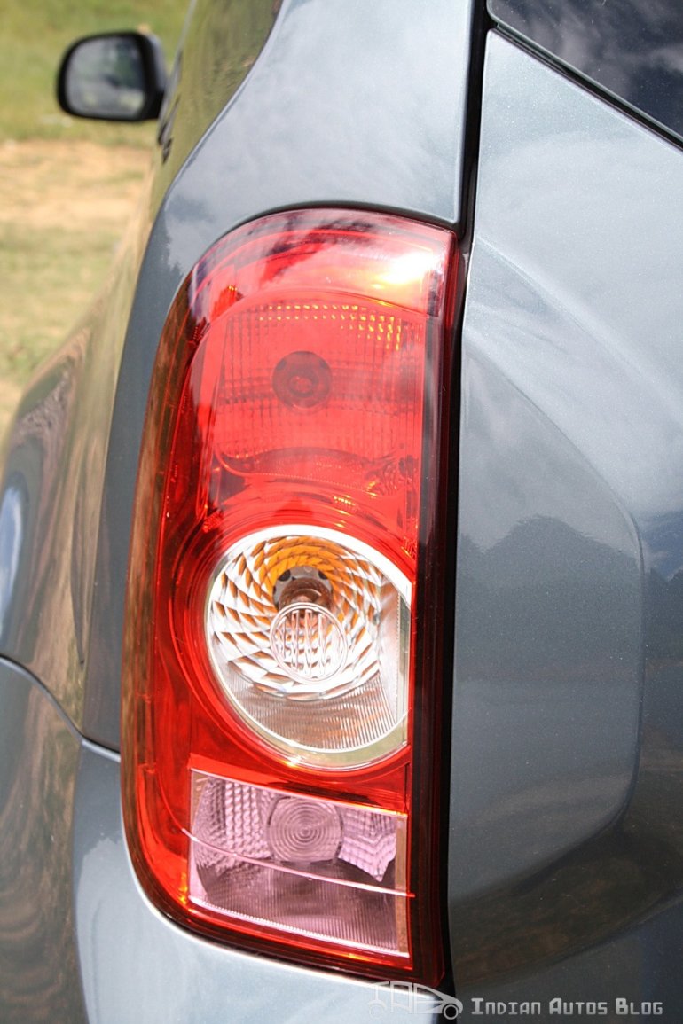 Renault Duster tail lamps