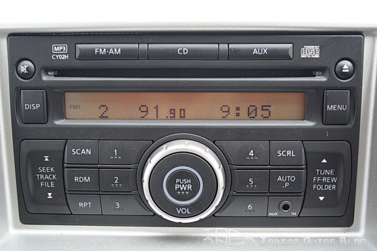 Nissan Evalia music system