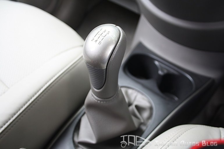 Renault Scala gear knob