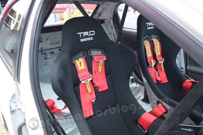 Toyota EMR car racing seats