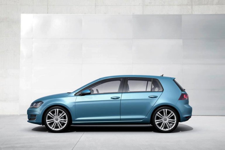 Volkswagen Golf MK7 side profile