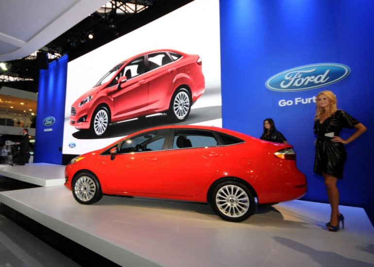 2013 Ford Fiesta sedan facelift