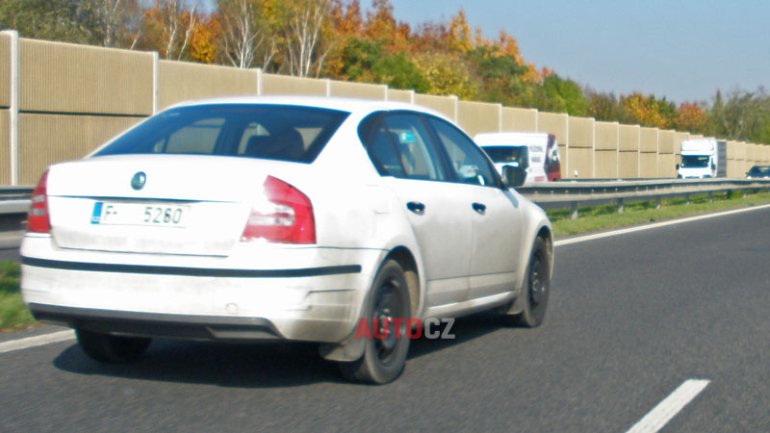 2013 Skoda Octavia rear quarter