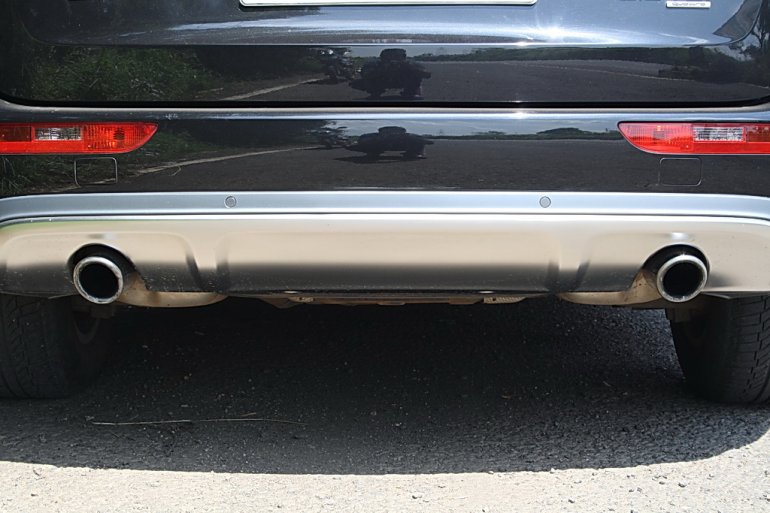 Audi Q5 exhaust pipes
