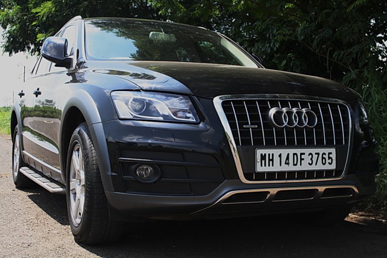 Audi Q5 luxury crossover