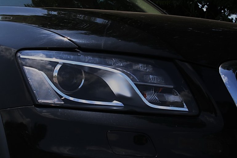 Audi Q5 headlamps