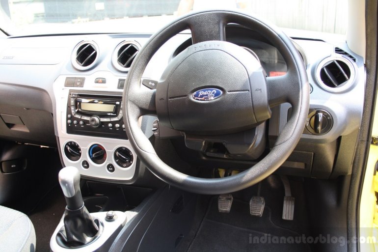 Ford Figo facelift steering wheel