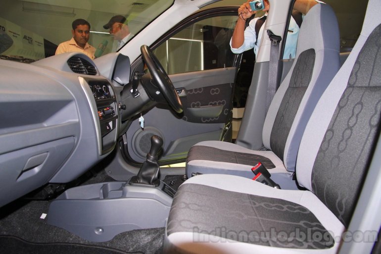 Maruti Alto 800 front seats
