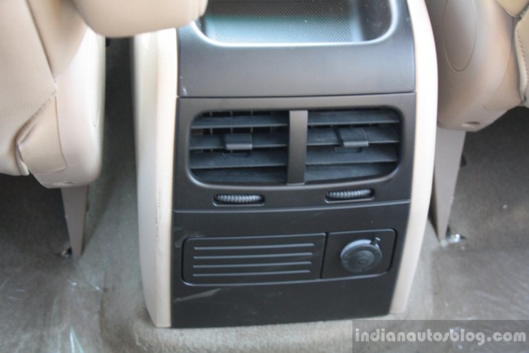 Tata Safari Rear AC vents